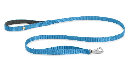 Matching Ruffwear leash in blue. 