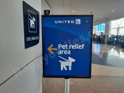 United pet relief area sign - Happyoodles.com