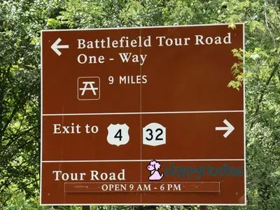 Dog Friendly Saratoga Battlefield - Happyoodles.com tour sign