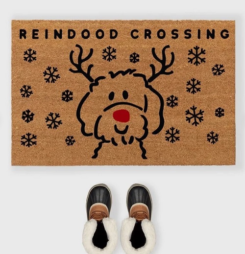 30 Best Goldendoodle Gifts For Dog Lovers - 2022 - Reindood Crossing Doormat 