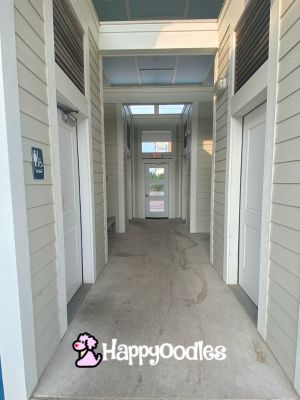 Happyoodles.com - TownePlace Suites KDH Bath House